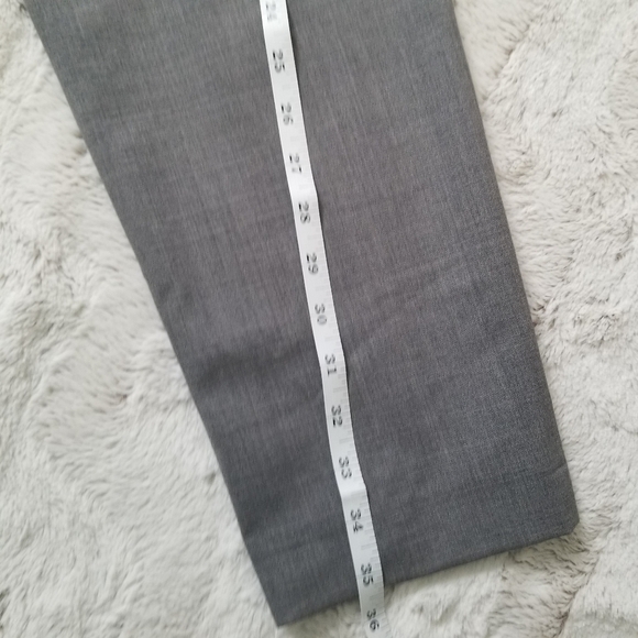 Elizabeth And James Gray Flat Front Pegged Wool Cropped Pants Size 2 - Picture 13 of 15